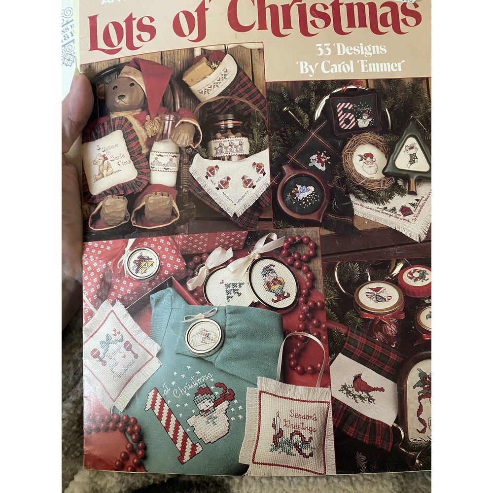 Leisure Arts Lots of Christmas 33 Cross Stitch Designs Carol Emmer 894 1990
